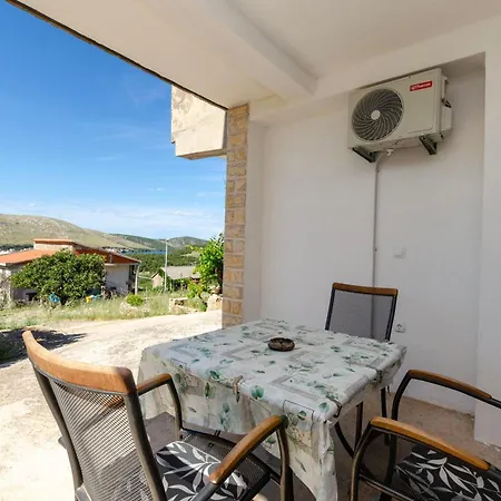 Kata Apartman Grebaštica