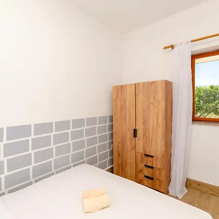 Apartman Kata *